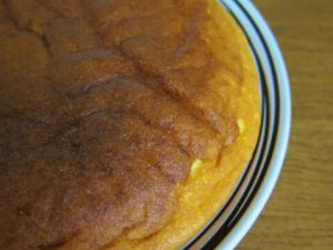 炊飯器で簡単、HMでヨーグルトケーキ